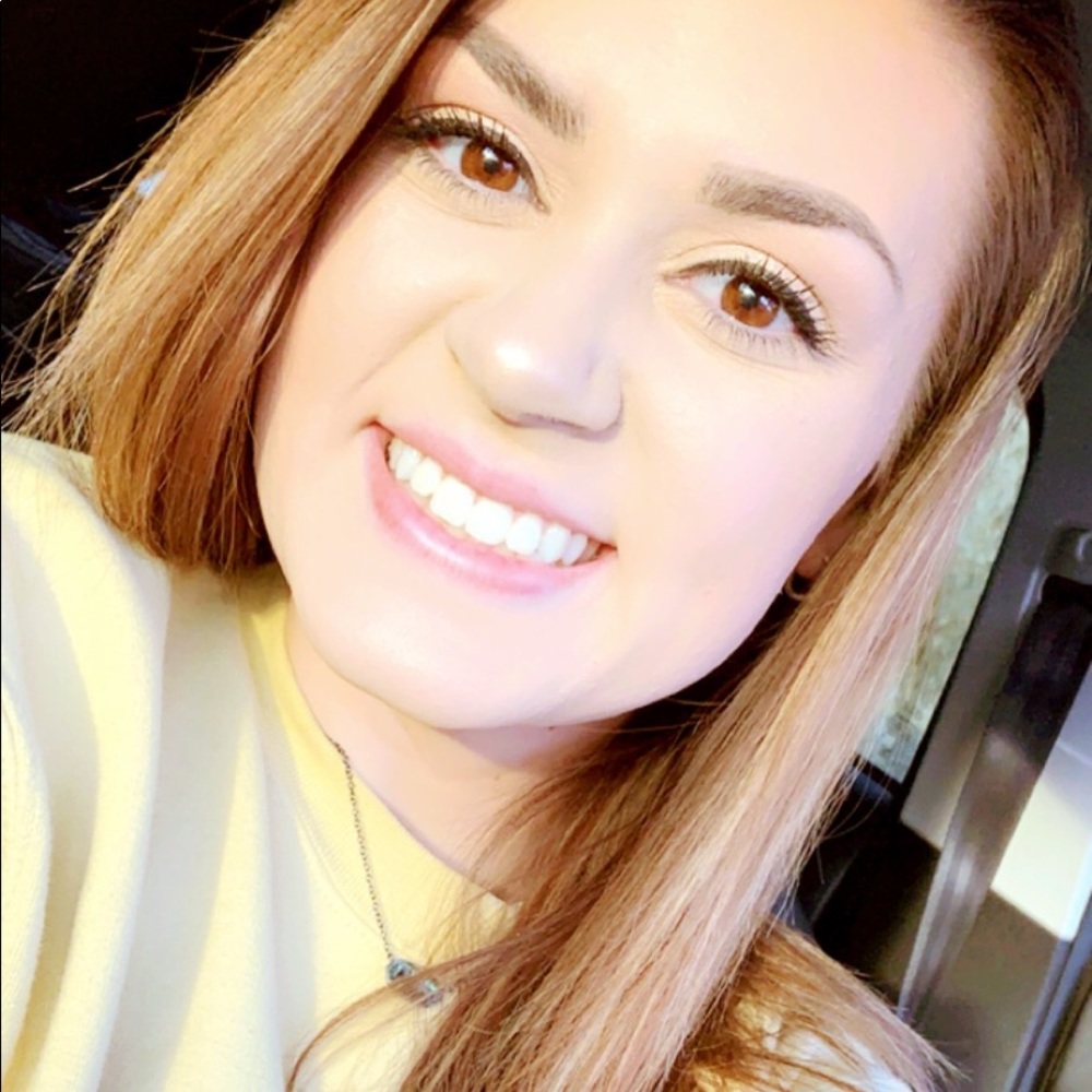 Meet your Posher, Bethany